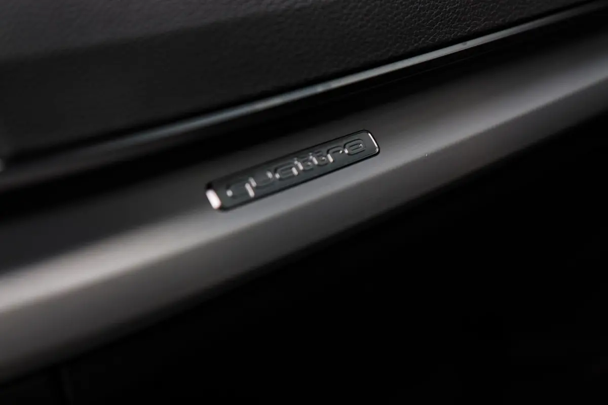 55 TFSIe Quattro Competition 3x S-Line /LED-MATRIX/PANODAK/STOELVERW./CARPLAY/TREKHAAK/CAMERA!