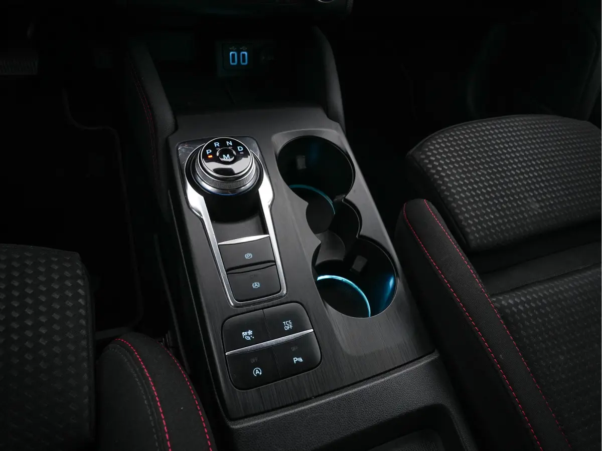 2.0 ST-Line-X Business EcoBlue (INCL-BTW) Aut. *ADAPTIVE-CRUISE | DIGI-COCKPIT | KEYLESS | CAMERA | NAVI-FULLMAP | HEATED-SPORTSEATS | DAB+ | SHIFT-PADDLES | ECC | PDC | TOWBAR | 18''ALU*