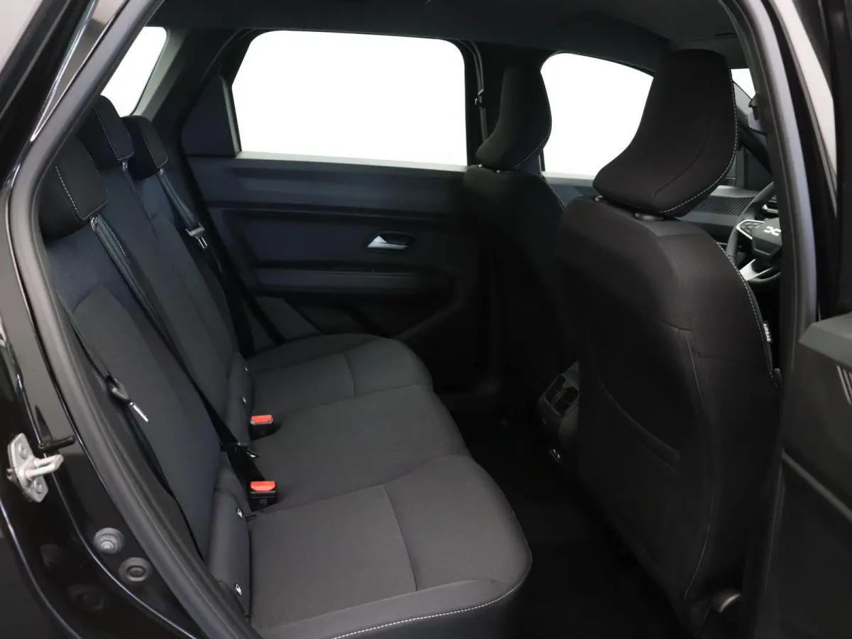 1.8 Hybrid 155pk Expression | Achteruitrijcamera | 17" lichtmetalen velgen | Apple carplay / Android auto | ACTIE 7 jaar Fabrieksgarantie! |