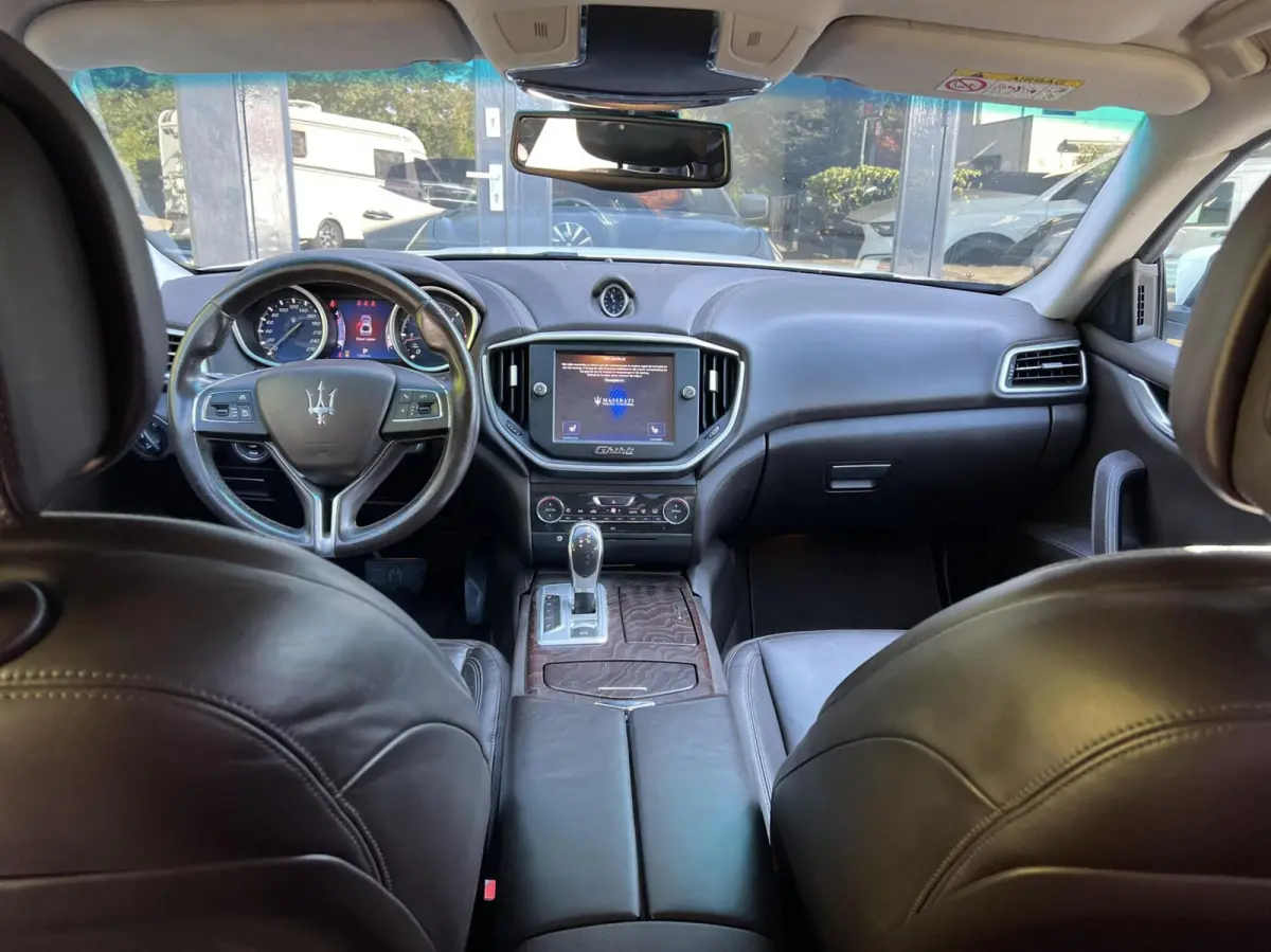 3.0 V6 D