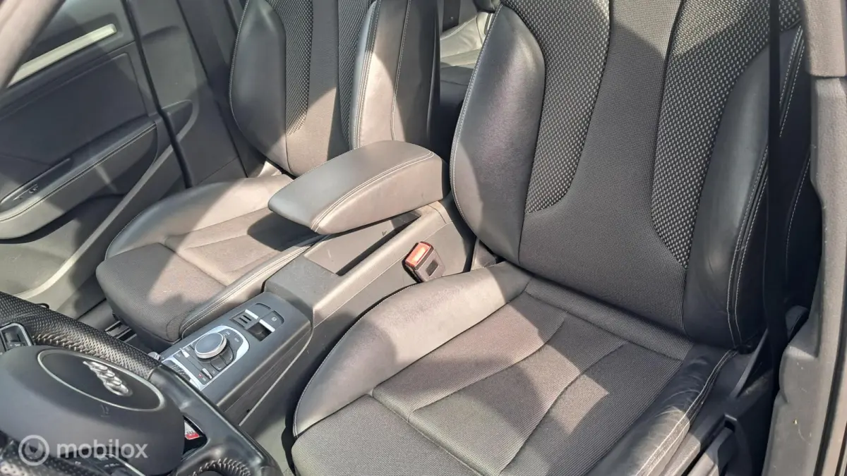 1.4 TFSI CoD Amb. Pro Line Plus||Schuifdak