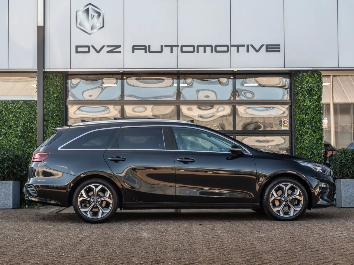 1.4 T-GDi ExecutiveLine | Pano | Leder | Camera | Dealer Ond.