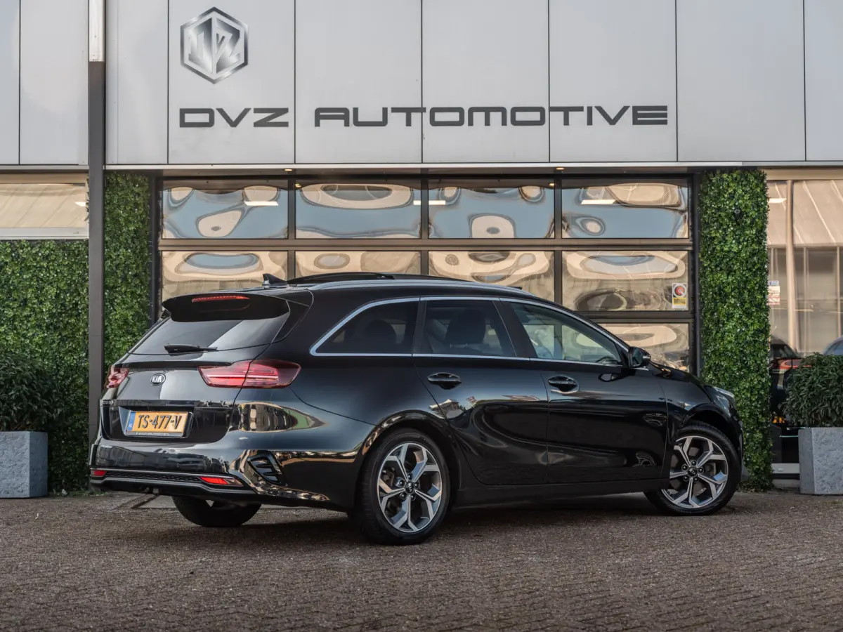 1.4 T-GDi ExecutiveLine | Pano | Leder | Camera | Dealer Ond.