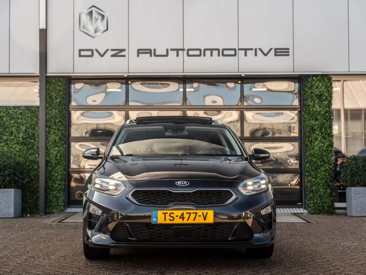 1.4 T-GDi ExecutiveLine | Pano | Leder | Camera | Dealer Ond.