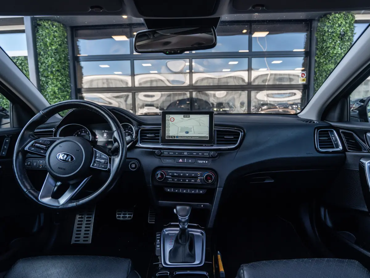 1.4 T-GDi ExecutiveLine | Pano | Leder | Camera | Dealer Ond.
