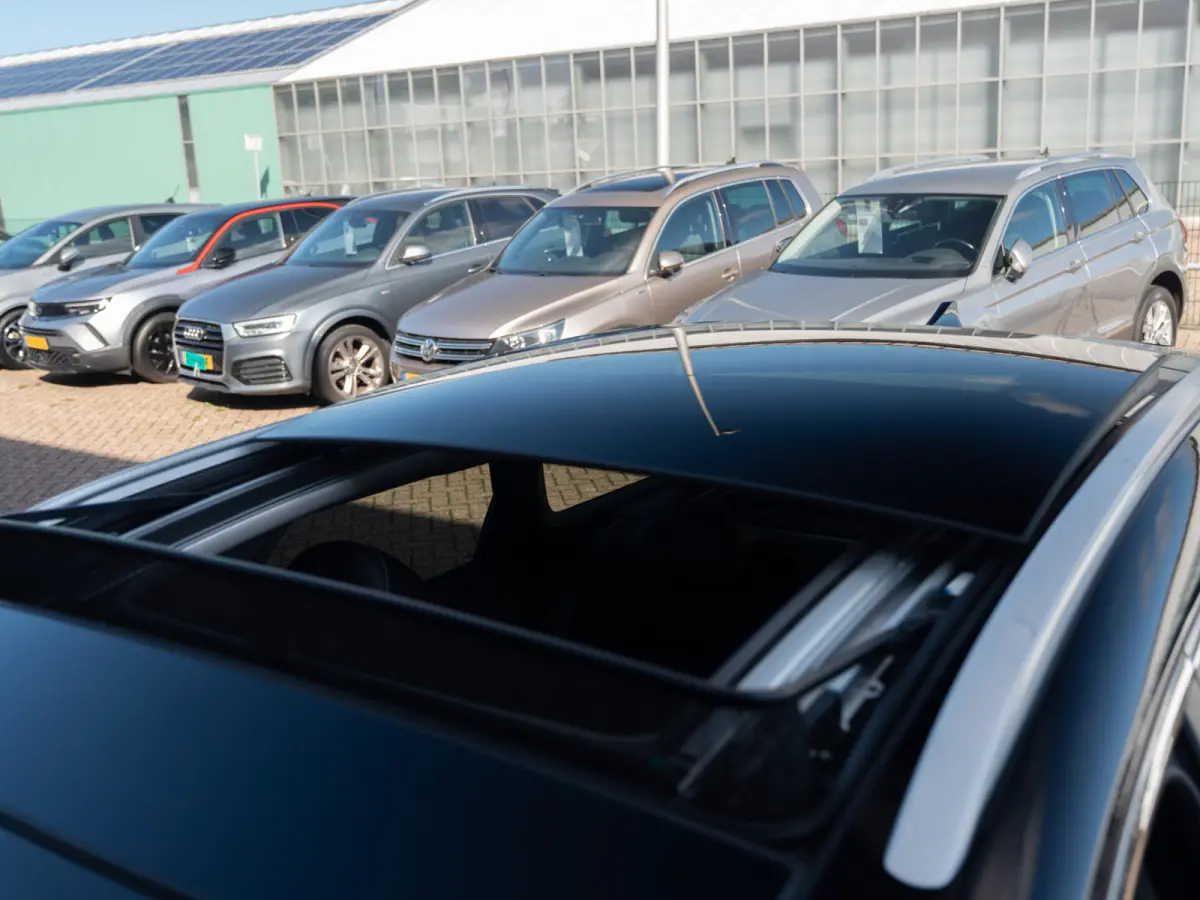 1.4 T-GDi ExecutiveLine | Pano | Leder | Camera | Dealer Ond.