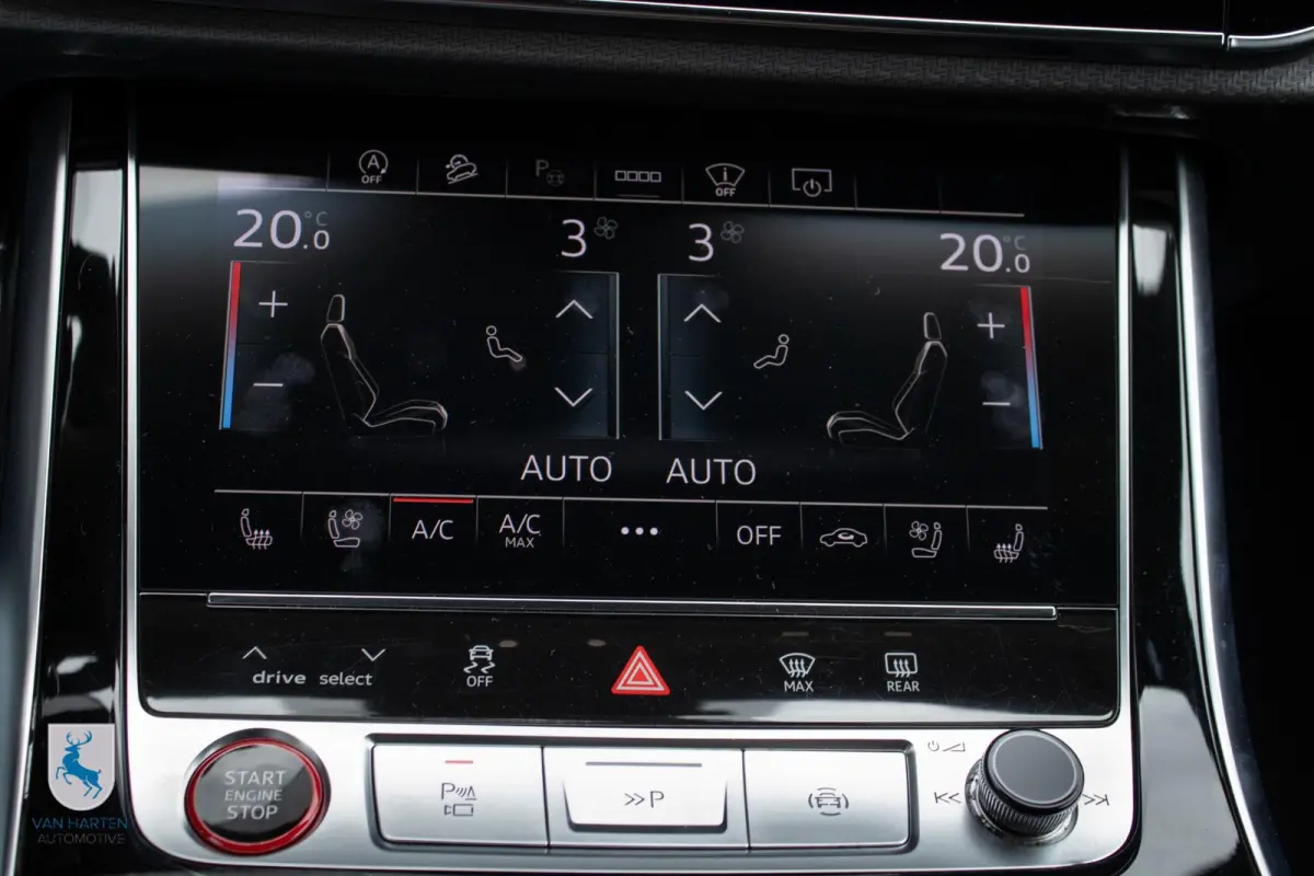4.0 TFSI RS Q8 quattro / BTW / B&O / Pano / 23''