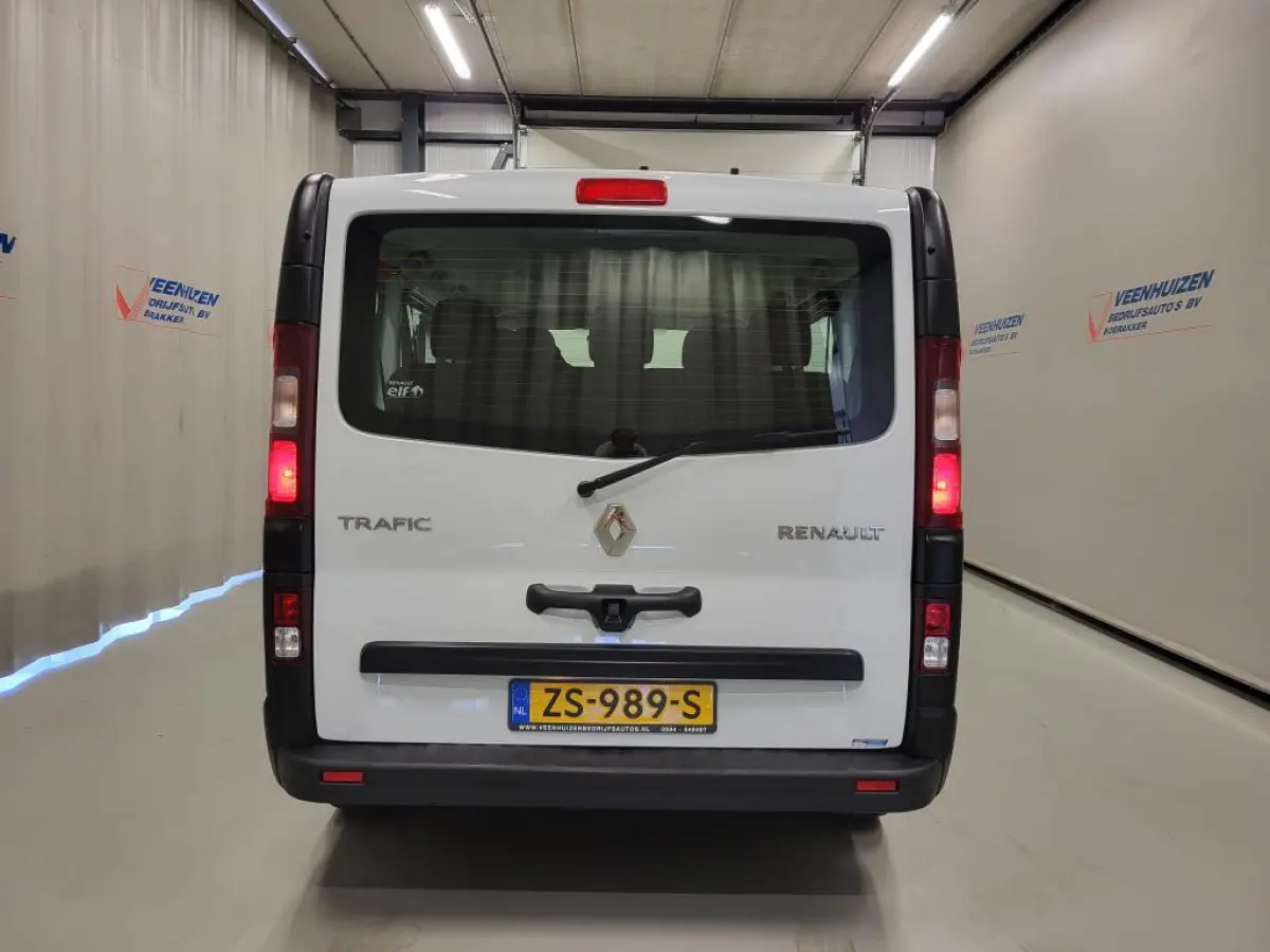 1.6dCi 8-Personenbus - Excl. BTW / BPM vrij Euro 6!