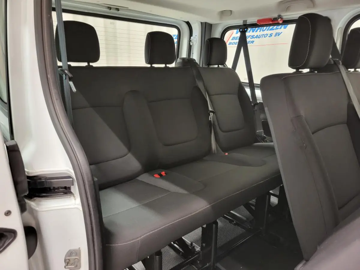 1.6dCi 8-Personenbus - Excl. BTW / BPM vrij Euro 6!