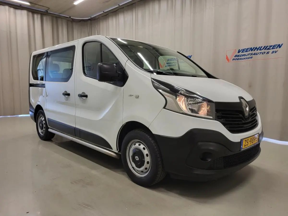 1.6dCi 8-Personenbus - Excl. BTW / BPM vrij Euro 6!