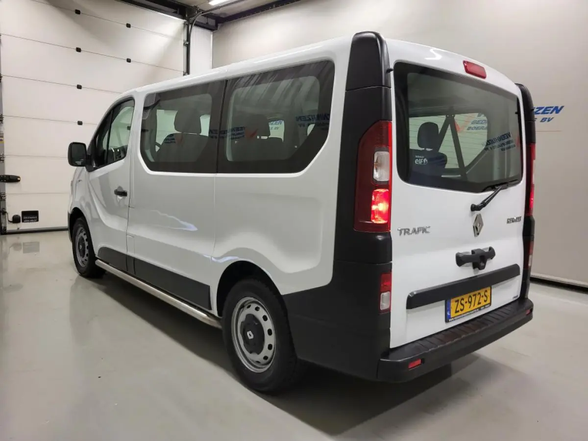 1.6dCi 8-Personenbus - Excl. BTW / BPM vrij Euro 6!