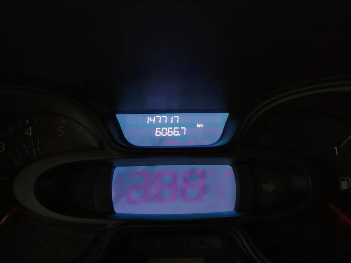 1.6dCi 8-Personenbus - Excl. BTW / BPM vrij Euro 6!