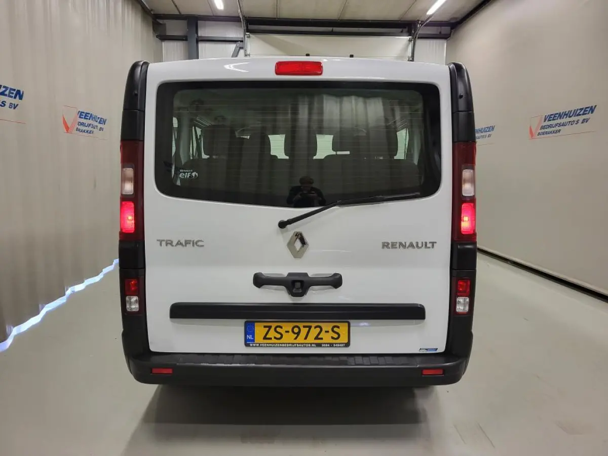 1.6dCi 8-Personenbus - Excl. BTW / BPM vrij Euro 6!