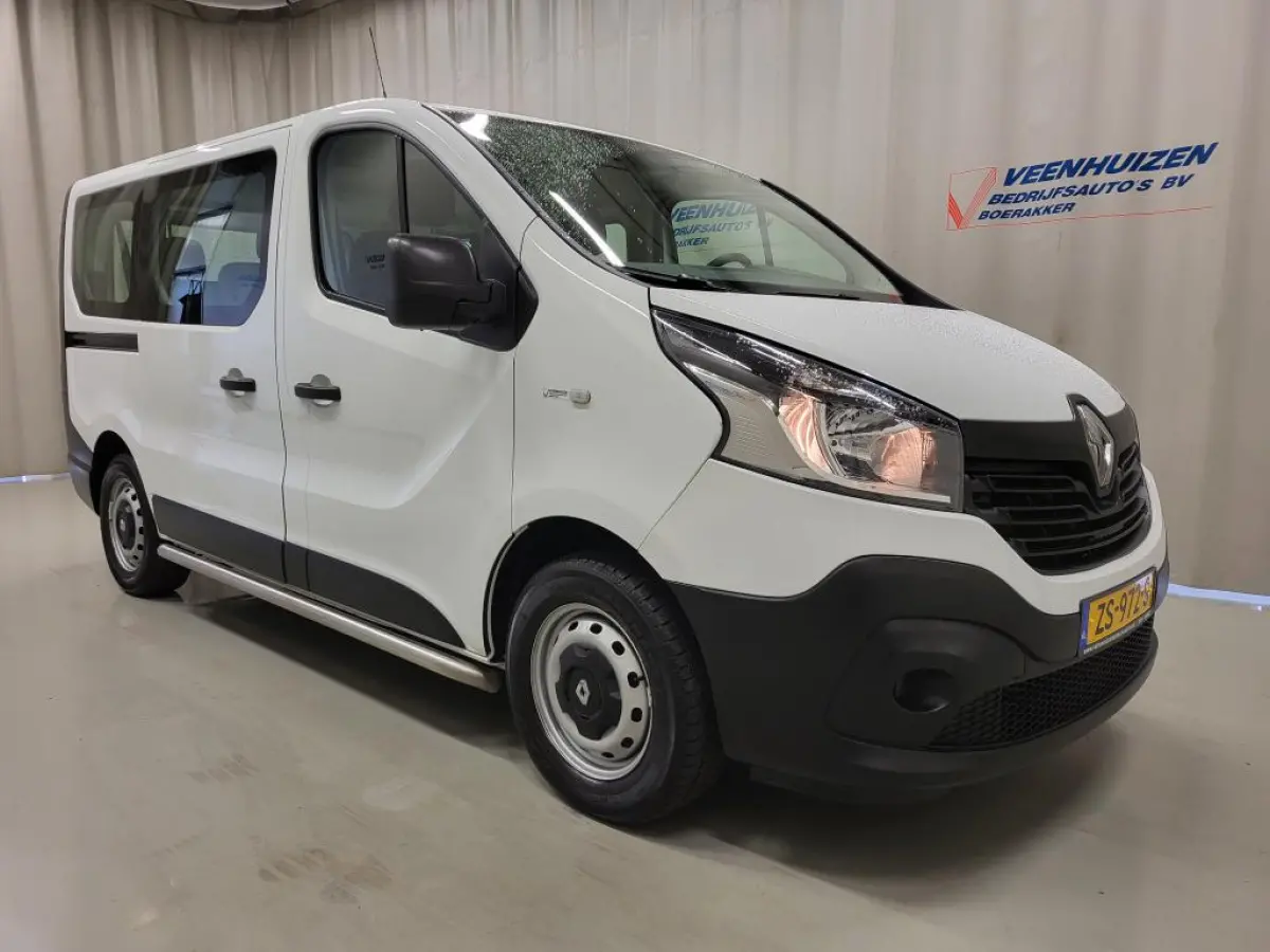 1.6dCi 8-Personenbus - Excl. BTW / BPM vrij Euro 6!