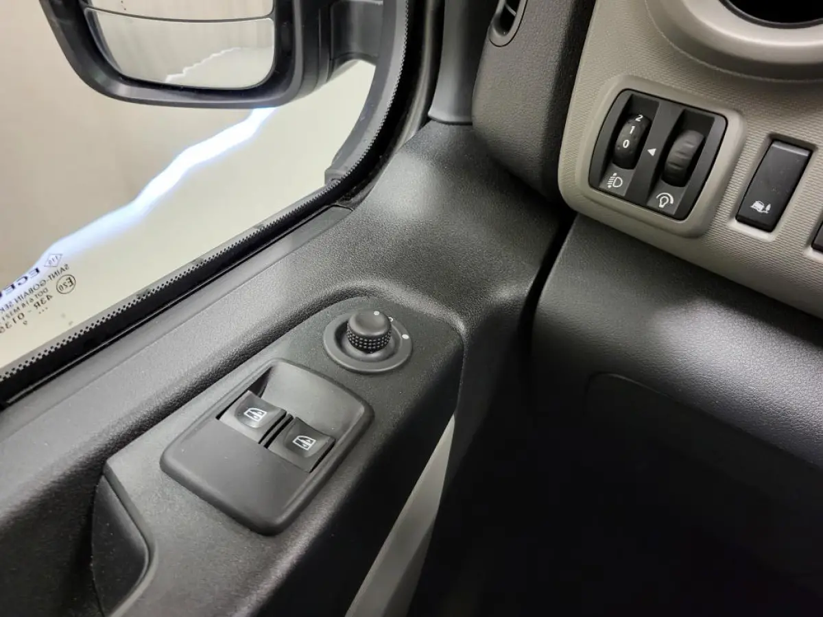 1.6dCi 8-Personenbus - Excl. BTW / BPM vrij Euro 6!