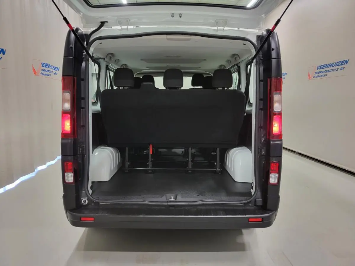 1.6dCi 8-Personenbus - Excl. BTW / BPM vrij Euro 6!