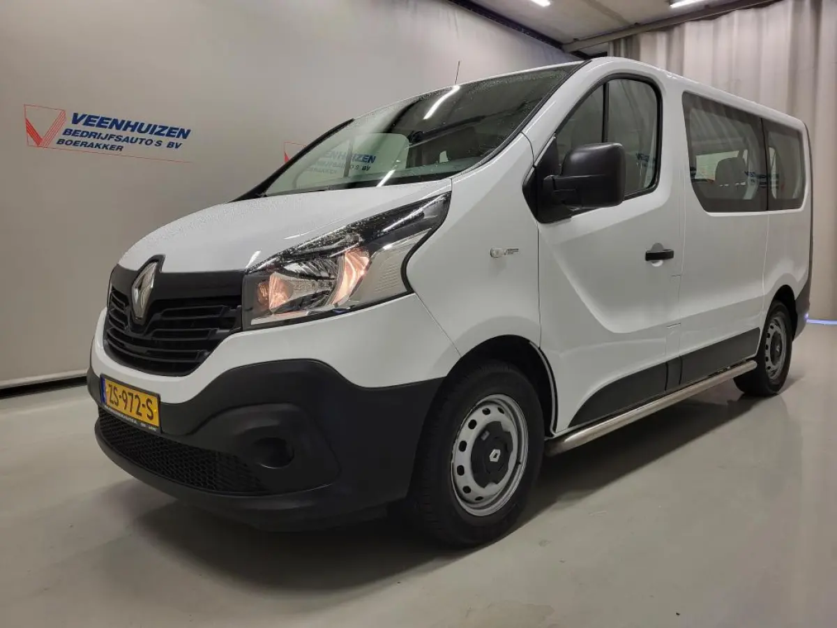 1.6dCi 8-Personenbus - Excl. BTW / BPM vrij Euro 6!