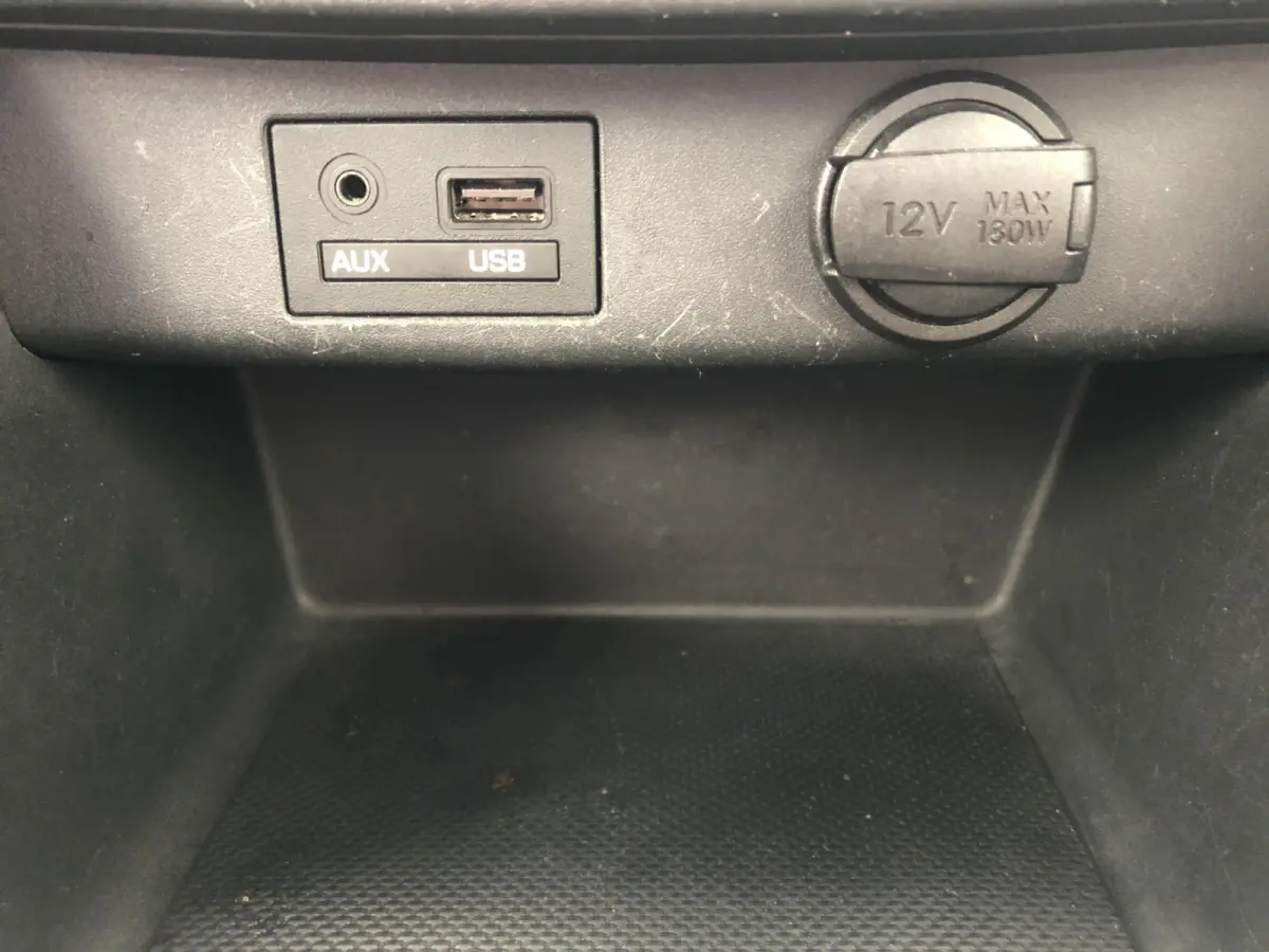 1.0i i-Motion | Airco | Elektrische ramen voor | Radio/USB/AUX | 5drs. |  Staat in Hoogeveen