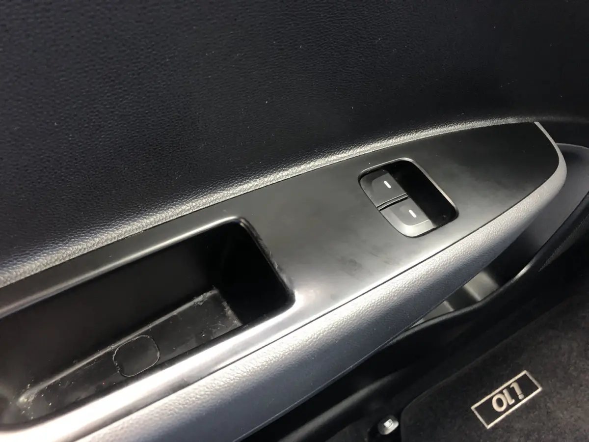1.0i i-Motion | Airco | Elektrische ramen voor | Radio/USB/AUX | 5drs. |  Staat in Hoogeveen