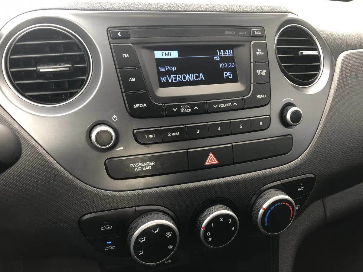 1.0i i-Motion | Airco | Elektrische ramen voor | Radio/USB/AUX | 5drs. |  Staat in Hoogeveen