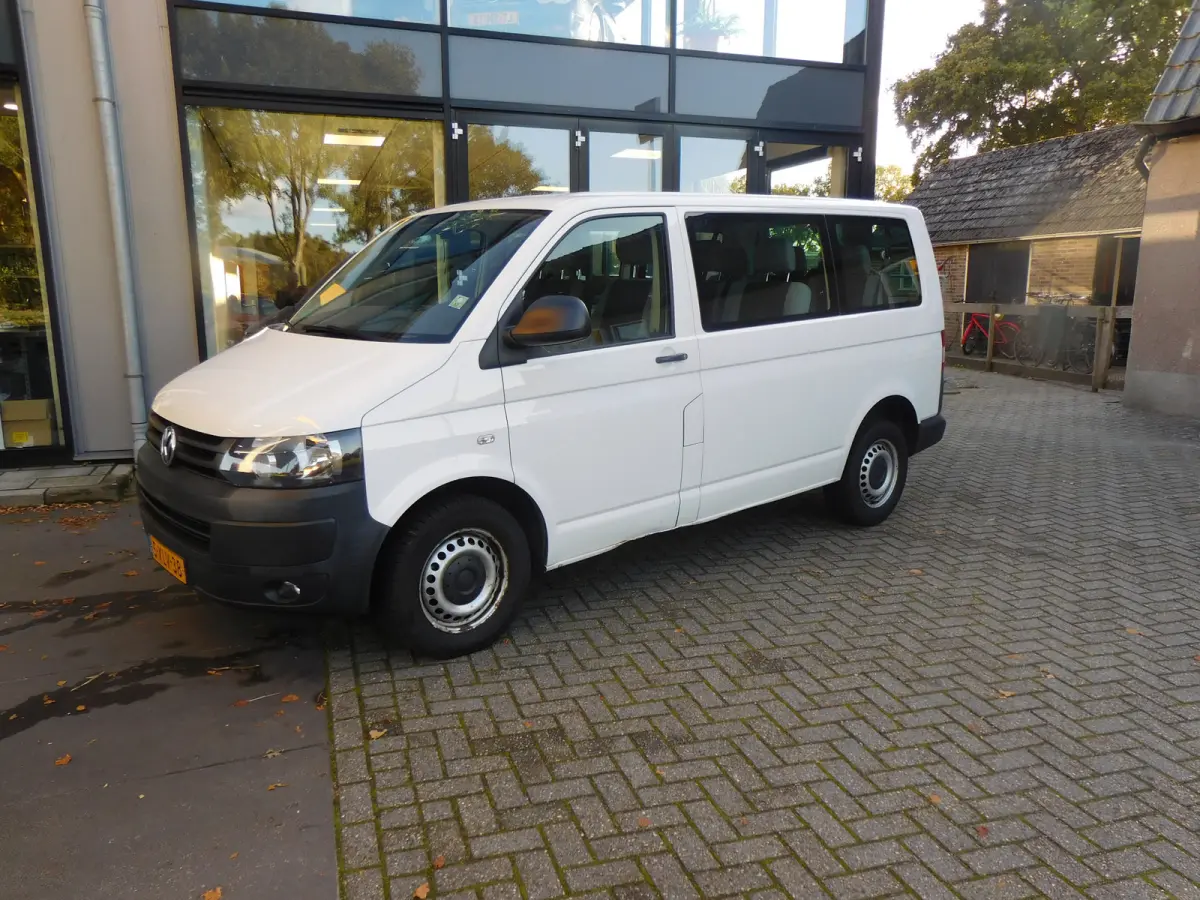 2.0 TDI L1H1 Trendline Baseline Ik ben te huur vanaf €125 per dag Staat in De Krim