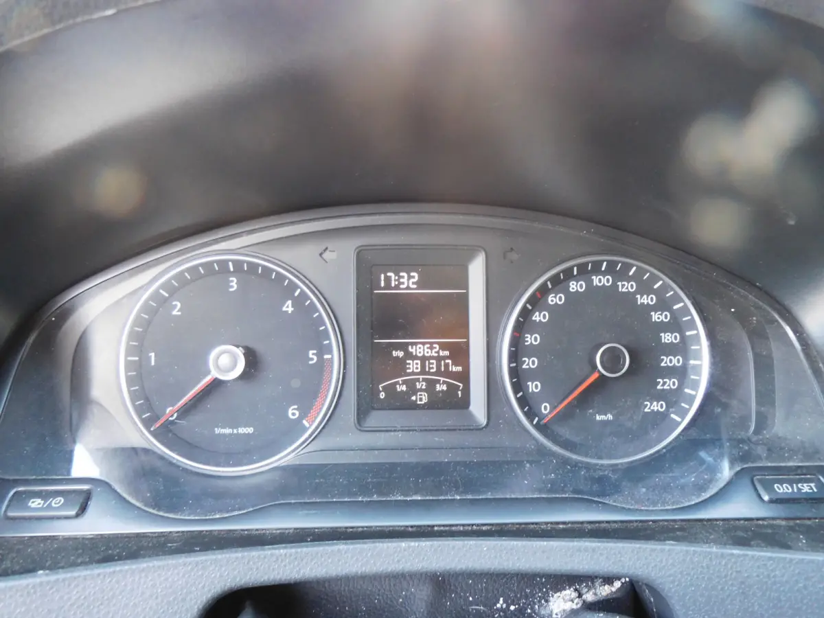 2.0 TDI L1H1 Trendline Baseline Ik ben te huur vanaf €125 per dag Staat in De Krim