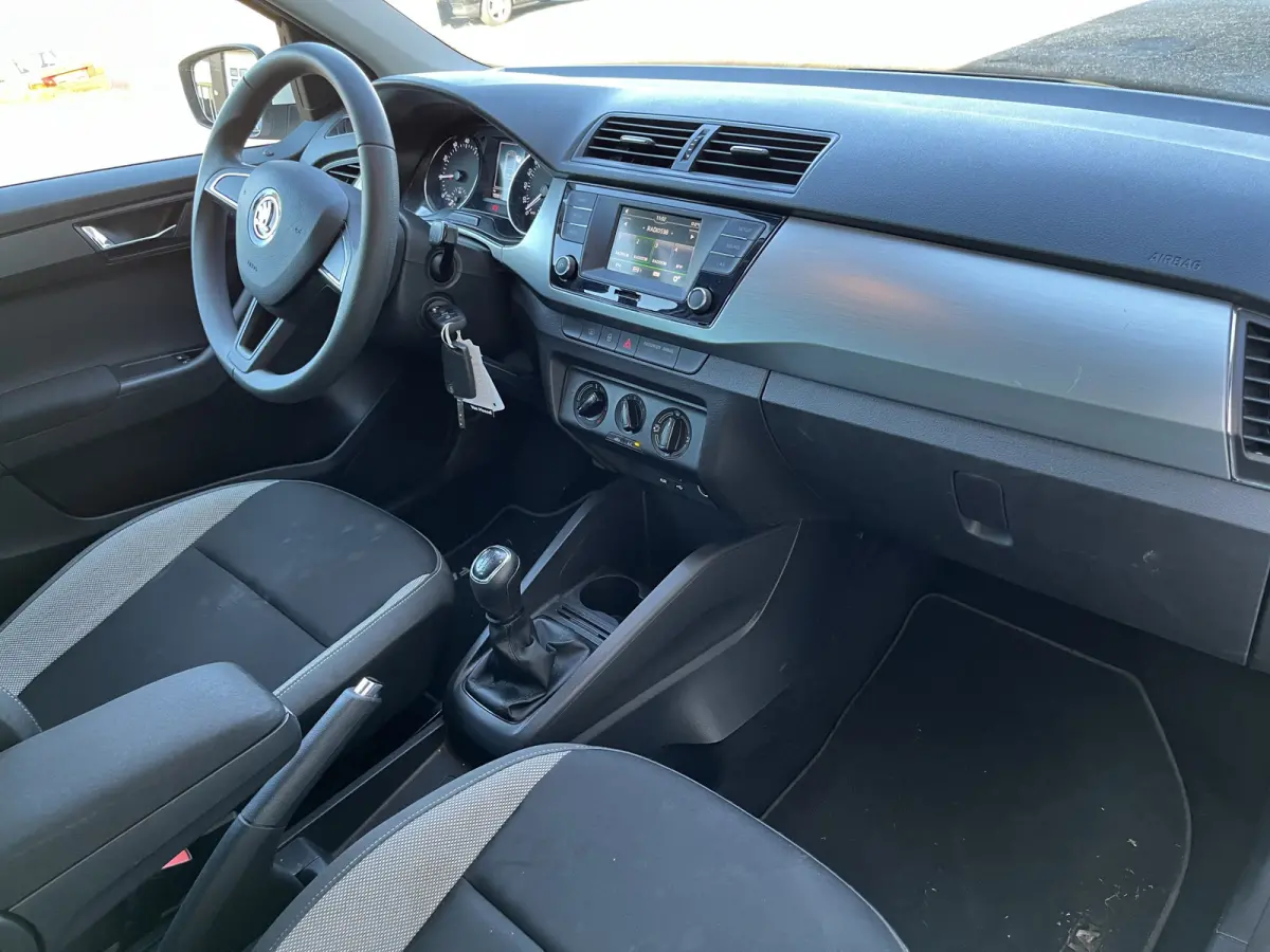 1.0 TSI Ambition Navigatie/Airco Staat in Hardenberg