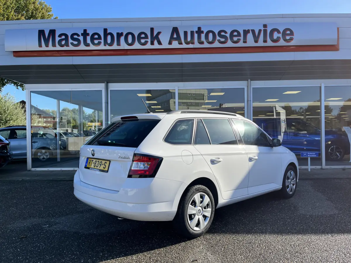 1.0 TSI Ambition Navigatie/Airco Staat in Hardenberg