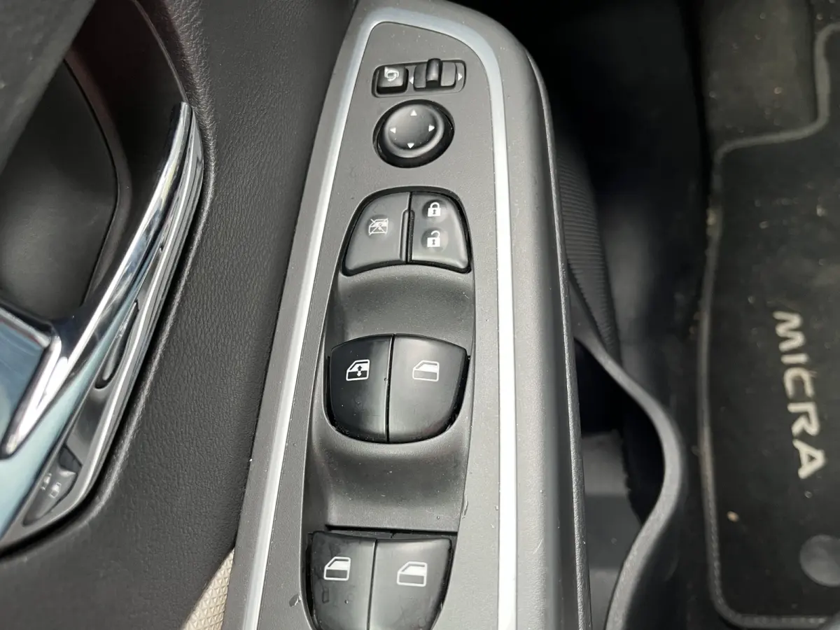1.0 IG-T N-Connecta | Media Display | Climate Control | Parkeercamera | Staat in Hardenberg