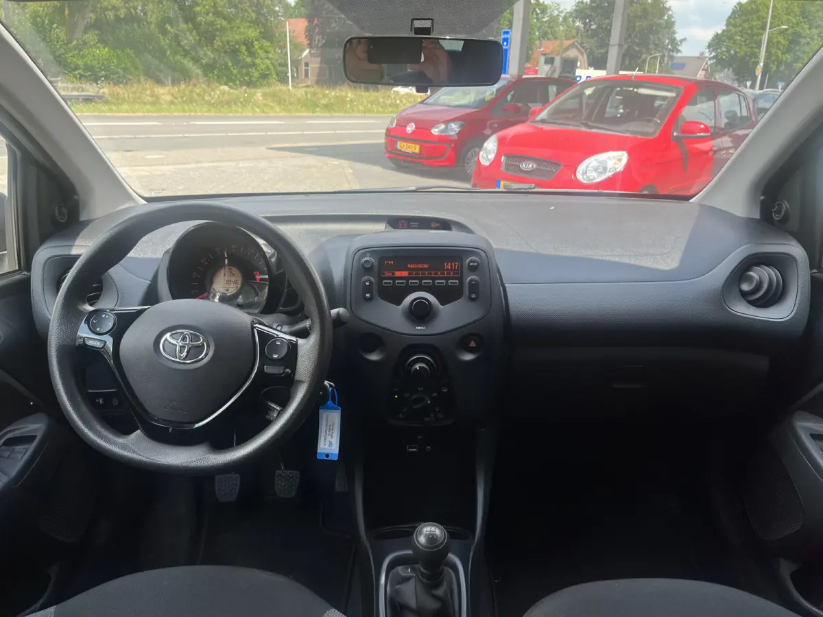 1.0 VVT-i x-fun Staat in De Krim