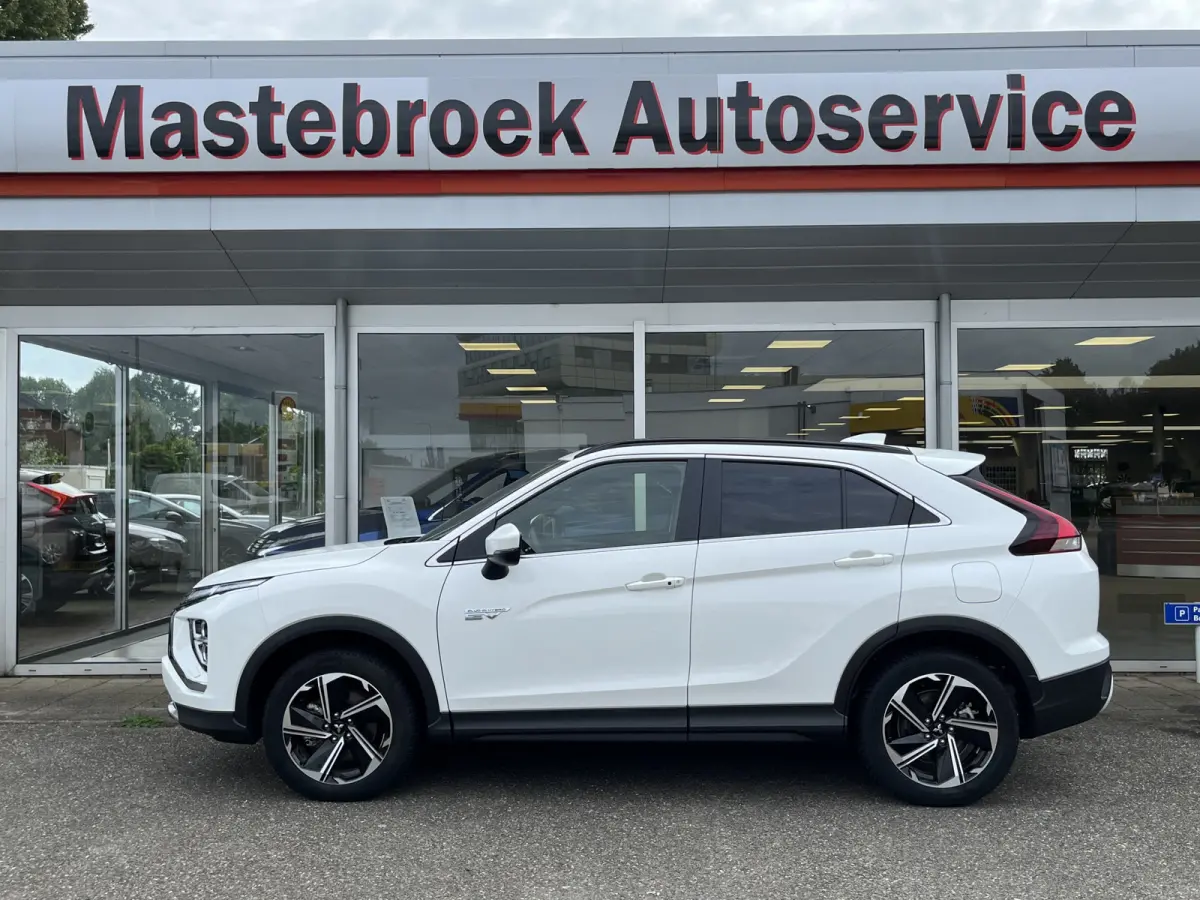 2.4 PHEV Intense+ Staat in Hardenberg