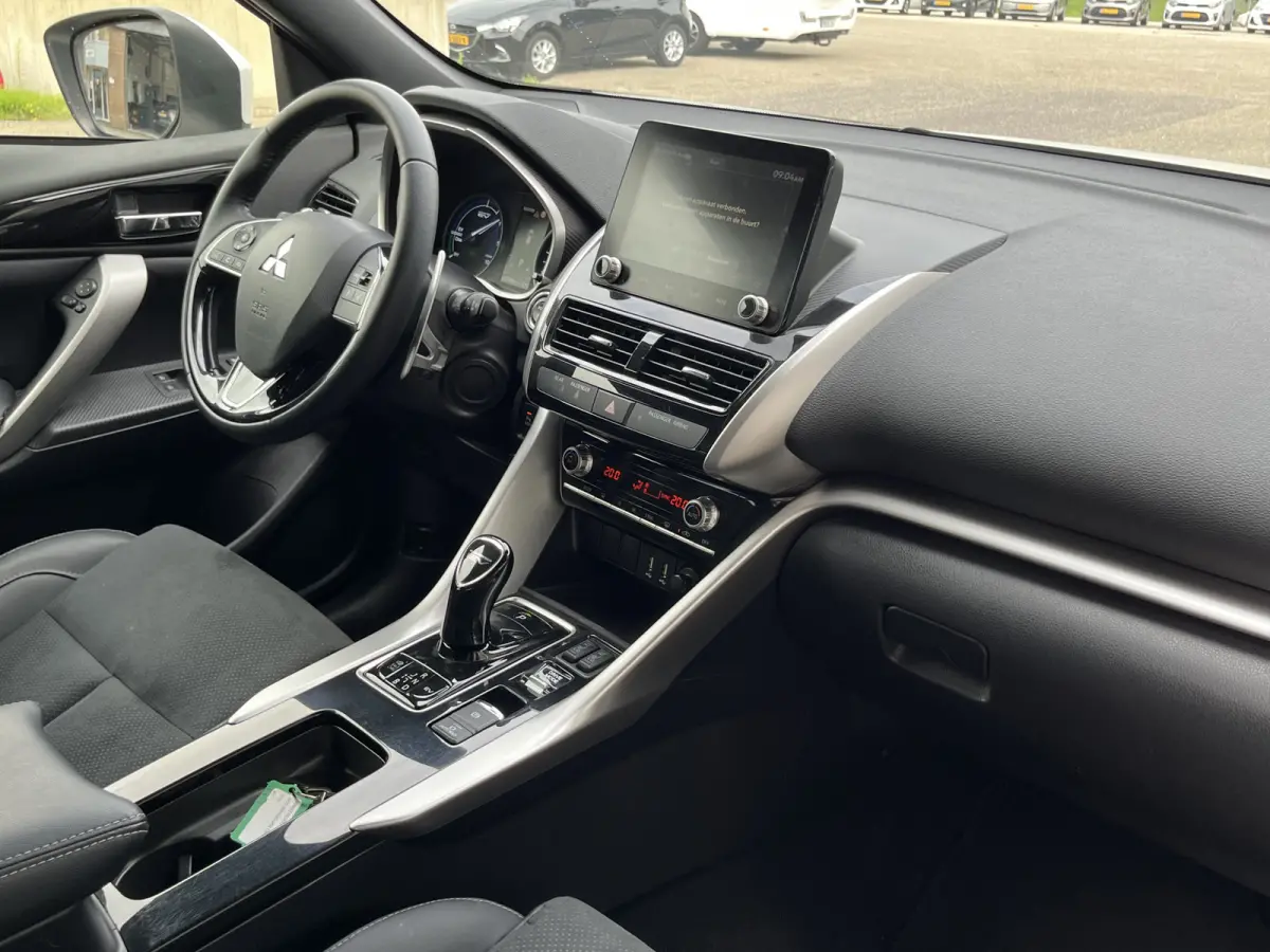 2.4 PHEV Intense+ Staat in Hardenberg