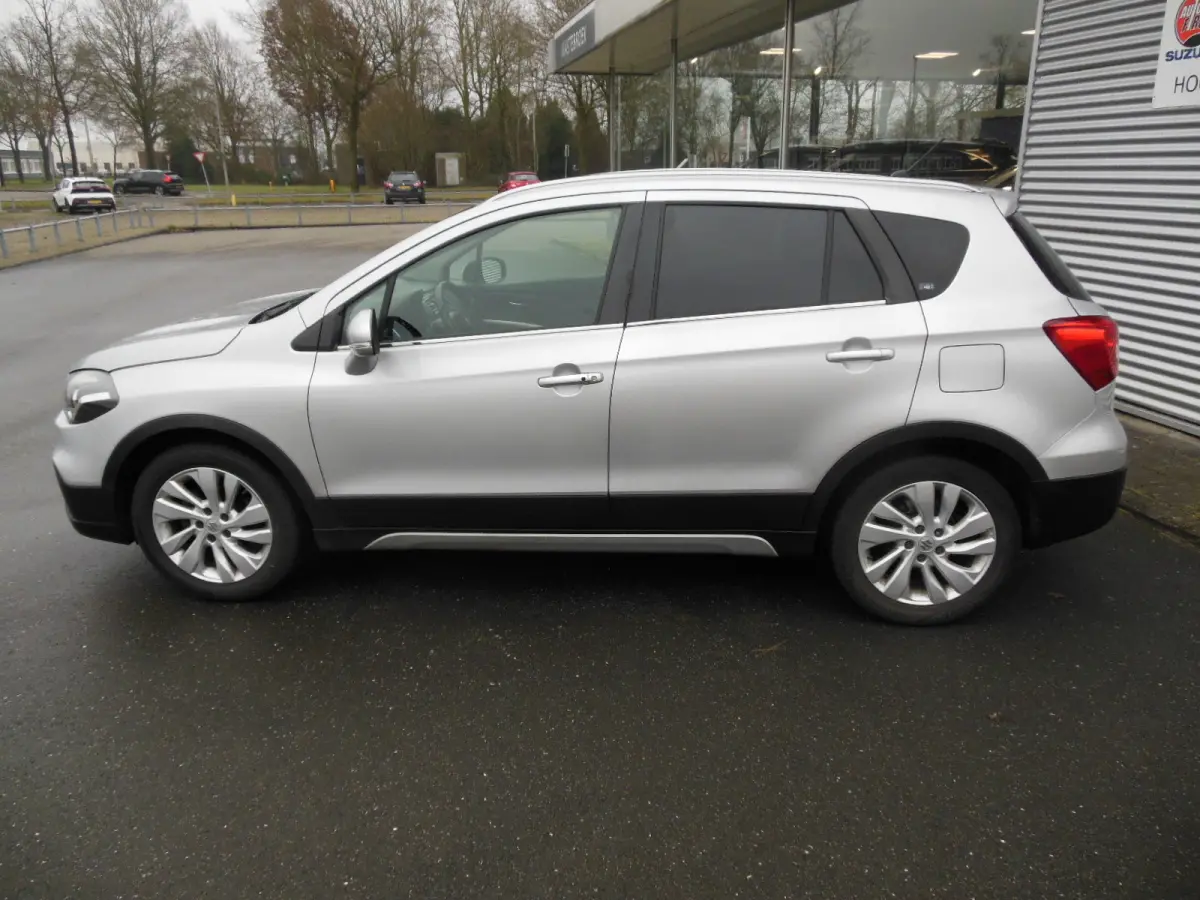 1.4 Boosterjet Exclusive Staat in Hoogeveen