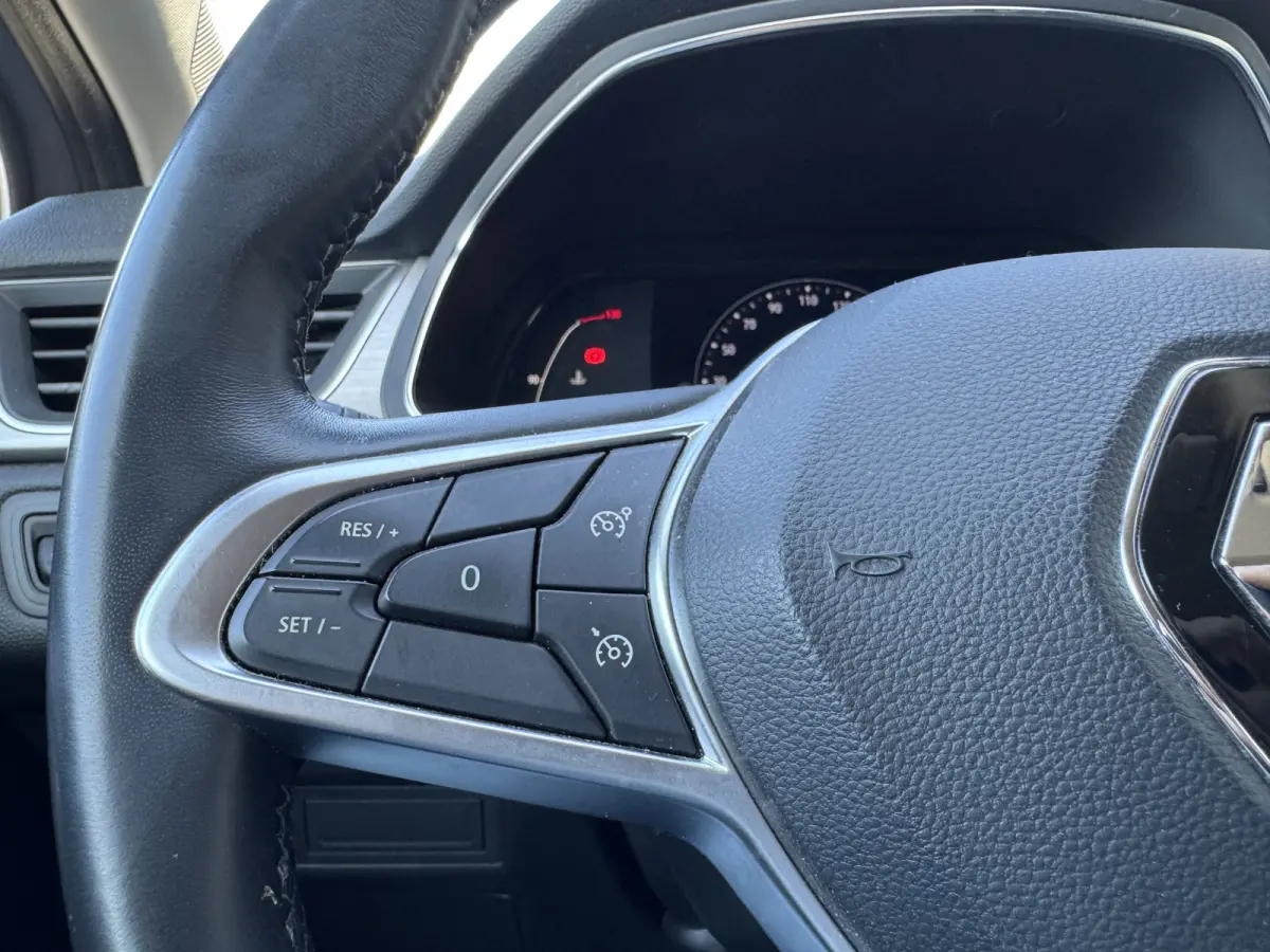 1.0 TCe 100 Intens Keurig nette auto Staat in Hardenberg