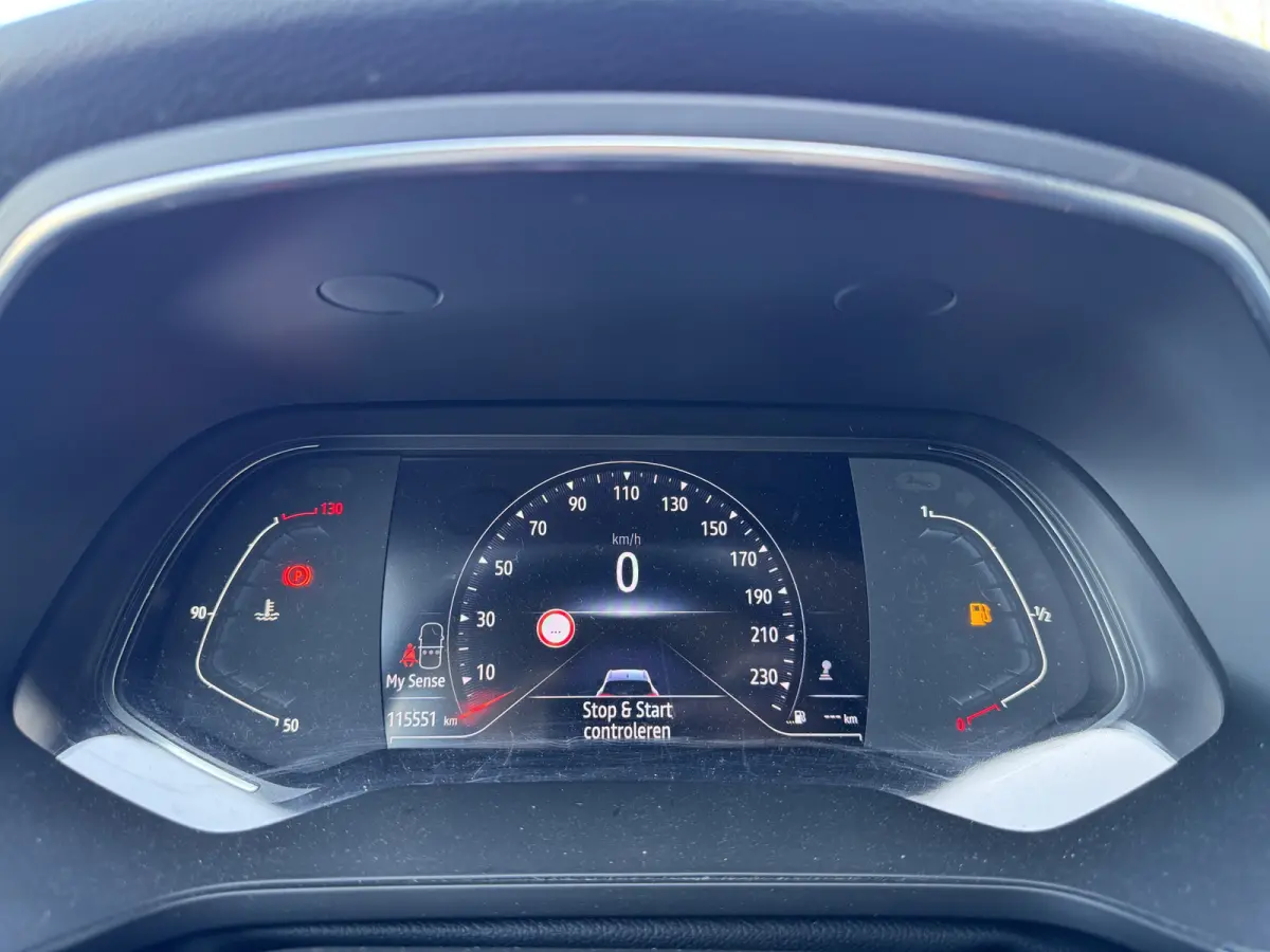 1.0 TCe 100 Intens Keurig nette auto Staat in Hardenberg
