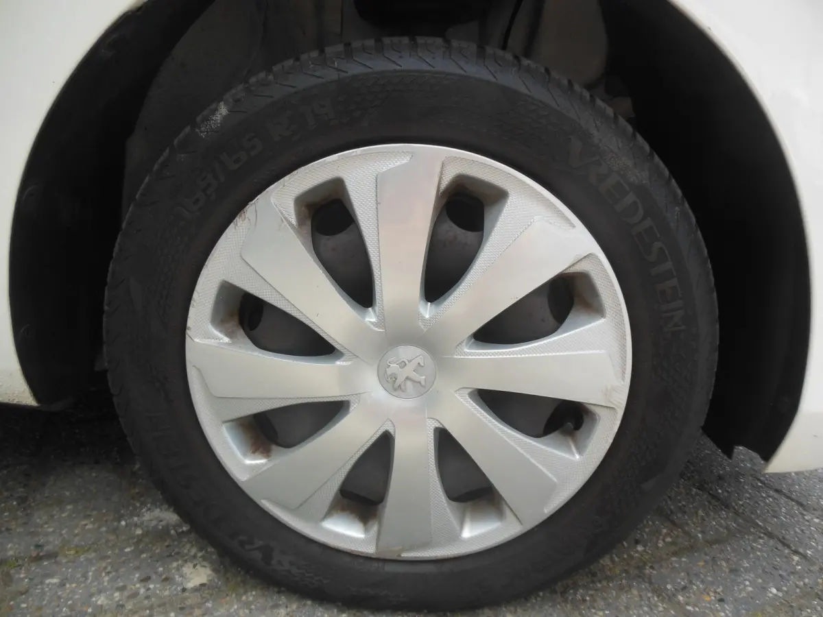 1.0 e-VTi Active Staat in De Krim