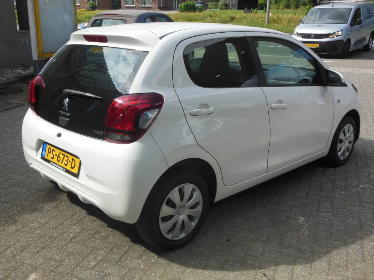 1.0 e-VTi Active Staat in De Krim
