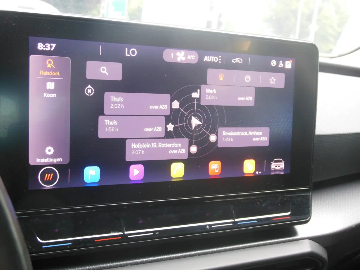 1.0 TSI Reference Staat in De Krim