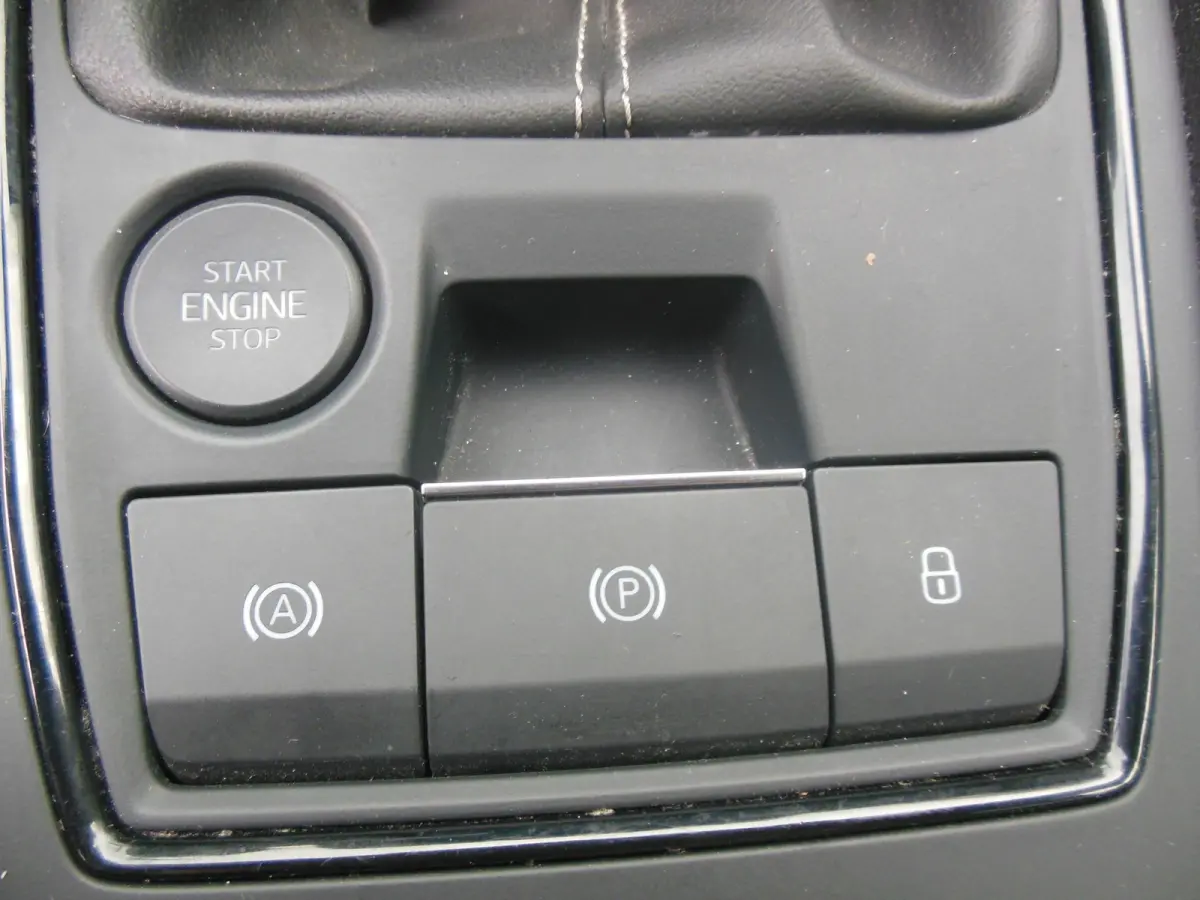 1.0 TSI Reference Staat in De Krim
