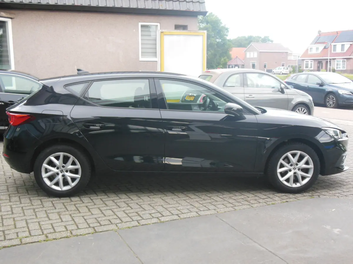 1.0 TSI Reference Staat in De Krim