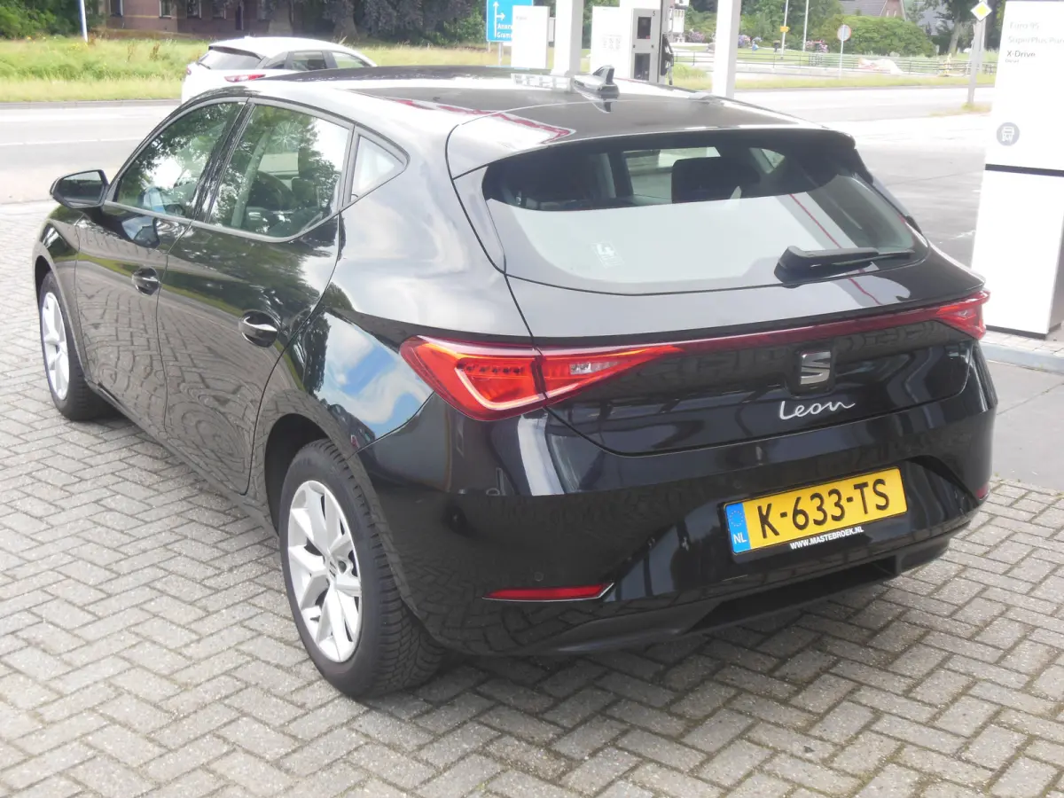 1.0 TSI Reference Staat in De Krim