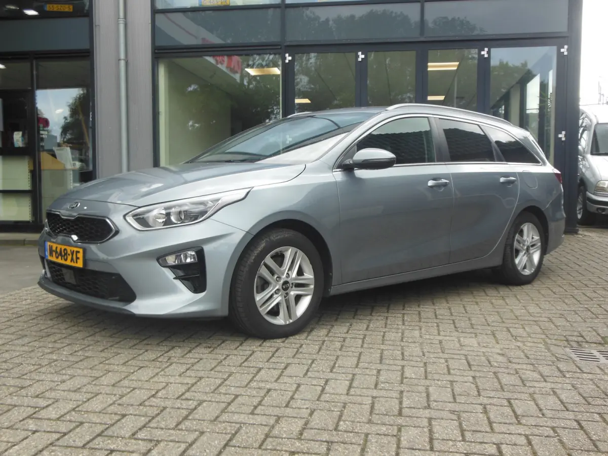1.0 T-GDi DynamicPlusLine Staat in De Krim