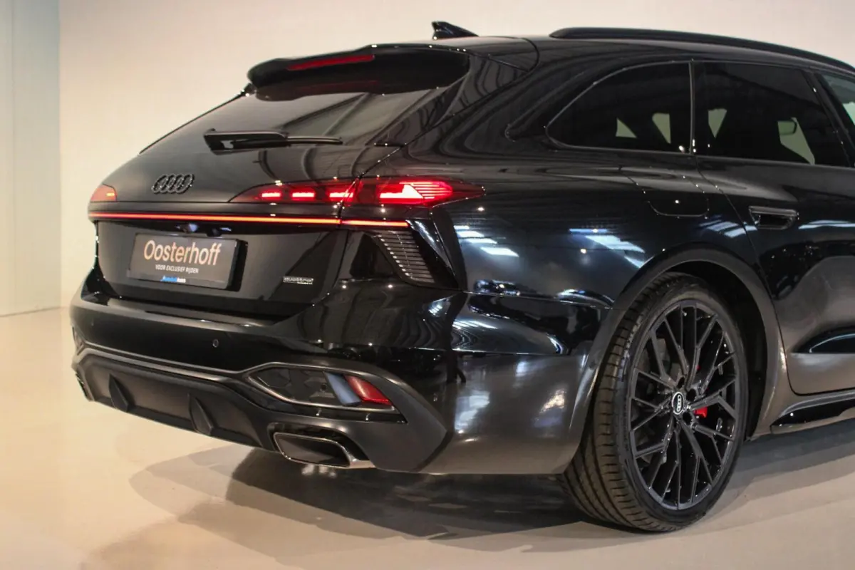 2.0 e-hybrid S edition 367PK LUCHTV | PANO