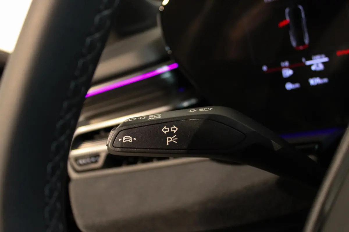 2.0 e-hybrid S edition 367PK LUCHTV | PANO