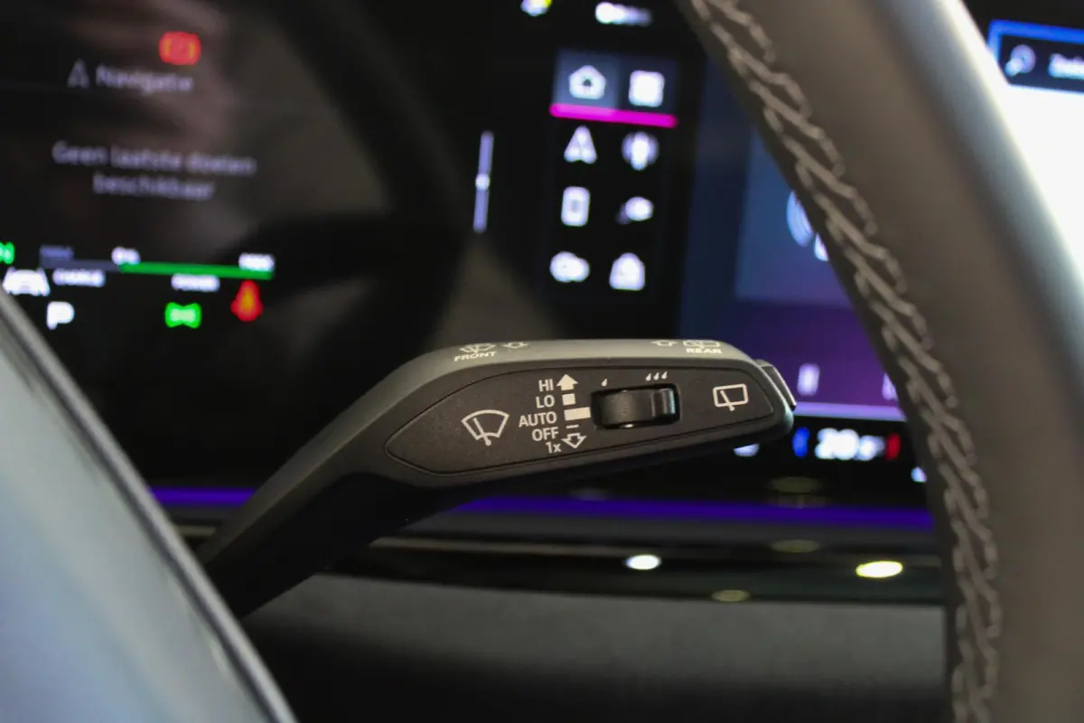 2.0 e-hybrid S edition 367PK LUCHTV | PANO