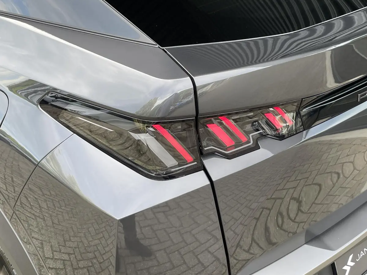 1.6 plug-in Hybrid 195 Allure