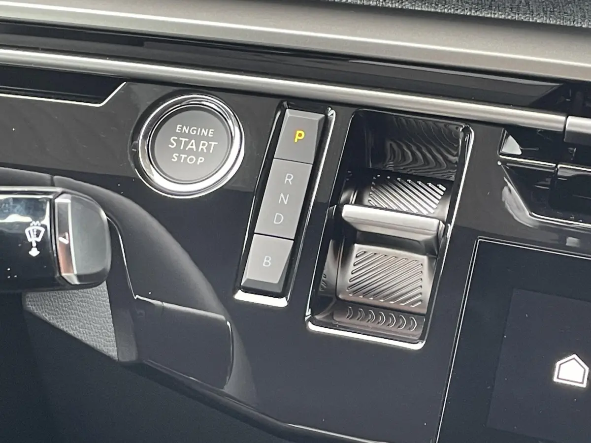 1.6 plug-in Hybrid 195 Allure