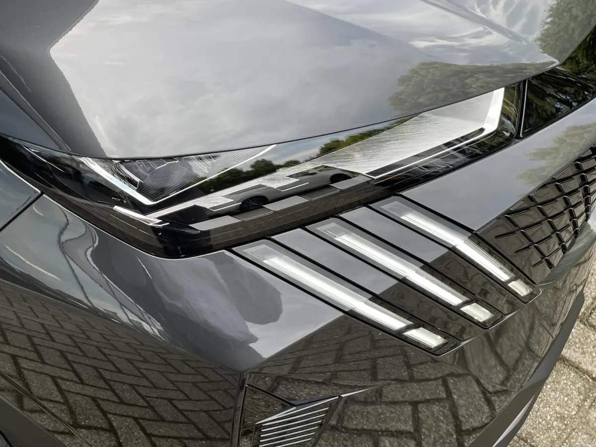 1.6 plug-in Hybrid 195 Allure