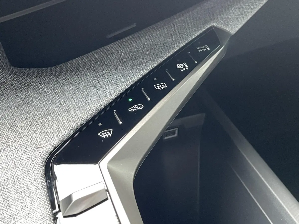 1.6 plug-in Hybrid 195 Allure