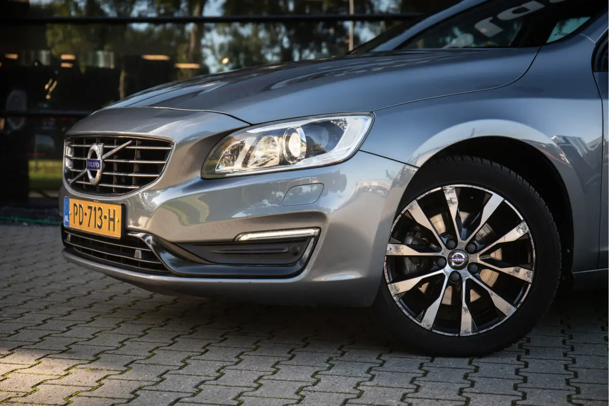 2.0 T4 Polar+ Dynamic , Trekhaak, Panoramadak, Leder, Camera, Origineel Nederlands